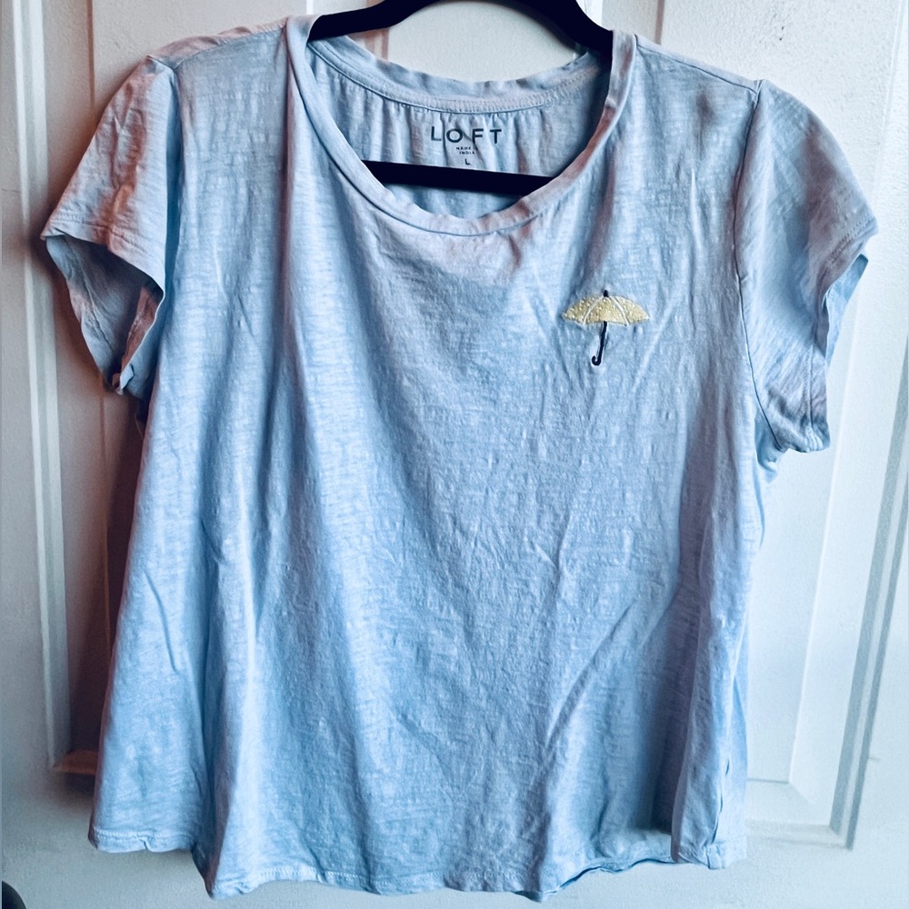 Large- Loft brand, short sleeve tshirt